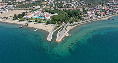 Balıkesir'de İdeoloji Değil Hizmet Var