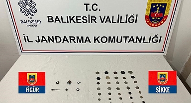 Balıkesir'de Jandarmadan Tarihi Eser Operasyonu   