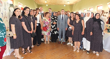 Balıkesir’de Sazlı Sözlü Sergi Açılışı   