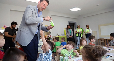 Bandırma Belediyesi 3 Yıldır Ücretsiz Süt Dağıtımı Yapıyor   