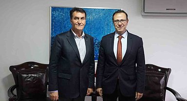 Başkan Dündar'dan Kosova'da ziyaretler