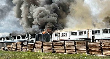 Başkentte korkutan yangın: 4 kişi dumandan etkilendi