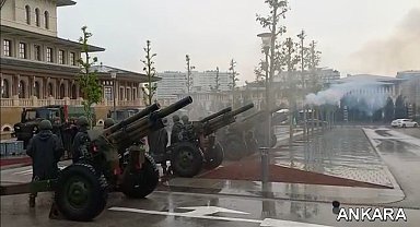 Cumhurbaşkanı Erdoğan'ın göreve başlamasıyla 101 pare top atışı gerçekleştirildi