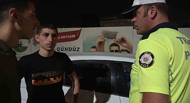 Drift yapmaktan ehliyetine el konulmuştu...Polislerle böyle pazarlık yaptı