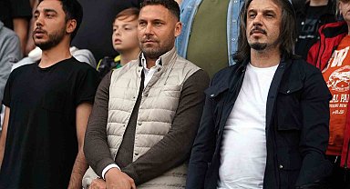 Dusko Tosic, maçı tribünden takip etti