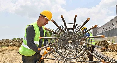 Esenyurt'ta 1 milyar 52 milyon liraya mal olacak Kampüs Lise'nin yapımına başlanıldı