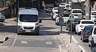 Eski Gemlik Yolu tek yön olmalı
