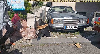 Eyüpsultan'da çatıdan aşağı düşen yabancı uyruklu işçi hayatını kaybetti