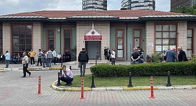 Fatih'te çıkan silahlı kavgada hayatını kaybedenlerin cenazeleri ailelerine teslim edildi