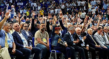 Fenerbahçe yönetimi ibra edildi