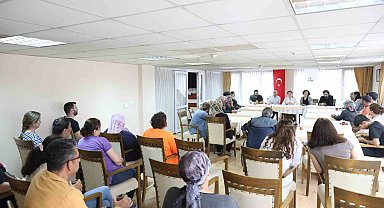 İrlandalı öğretmenden iyilik dersi: Depremzedeler için seferber oldu