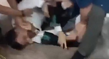 İzmir Adliyesinde avukatların kavgası kamerada