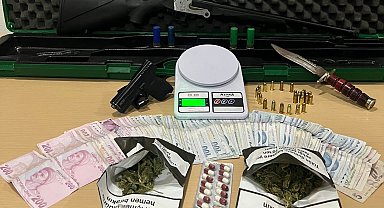 İzmir'de durdurulan araçtan çıkanlar şaşkına çevirdi