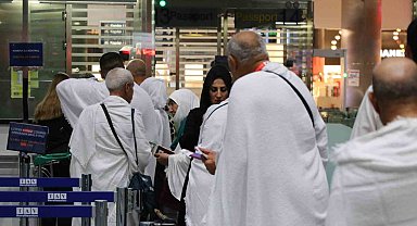 İzmir'den ilk hacı kafilesi yola çıktı