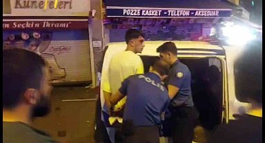 Kadıköy'de bir şahıs mekanın güvenlik görevlisini bıçakladı