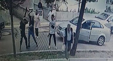 Kendisine küfreden motokuryeye sopayla saldırdı