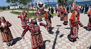Lapseki'de 'Hayat Boyu Öğrenme Haftası' etkinliği düzenlendi