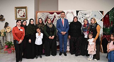 Mamak'ta el emeği eserler görücüye çıktı