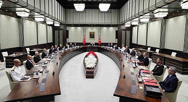 Milli Güvenlik Kurulu Toplantısı, Cumhurbaşkanı Recep Tayyip Erdoğan başkanlığında Beştepe'de başladı.