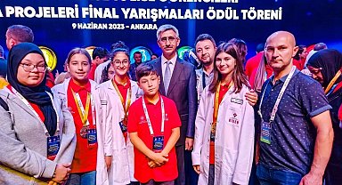 Mustafakemalpaşa Kız Anadolu İmam Hatip Ortaokulu Türkiye birincisi oldu