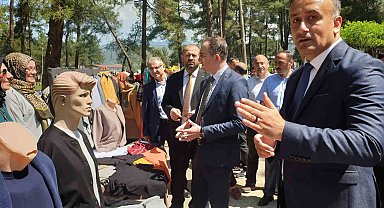 Orhaneli'nde şölen havasında yılsonu sergisi