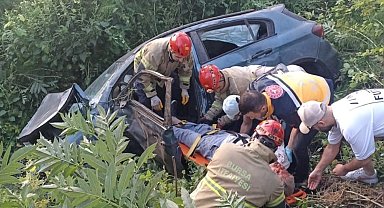 Otomobil dere yatağına uçtu: 1 ölü 3 yaralı