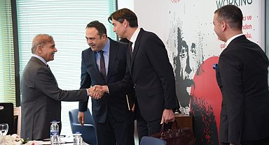 Pakistan Başbakanı Şerif, Başkent'te Türk iş insanları ile buluştu