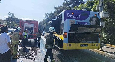 Sarıyer'de İETT otobüsünün motor kısmı yandı: Yolcular büyük panik yaşadı