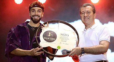 Sefo'dan Bergama'da muhteşem konser