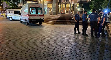 Taksim'de korkunç olay: Otelin demir korkuluklarına bağladığı iple intihar etti