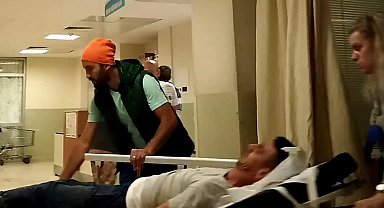 Tır ile otomobil kafa kafaya çarpıştı: 3 yaralı