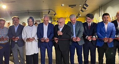 Ümraniye'de "Zamanın İlmekleri" yıl sonu sergisi açıldı