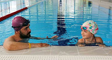 Yenimahalle'de Ata Yüzme Havuzu'na yoğun ilgi