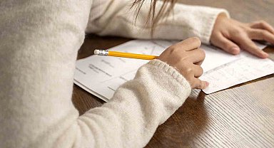 YKS'ye girecek 34 yaş üstü kadınlara ve depremzede öğrencilere ek kontenjan