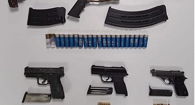 Acil servis önündeki silahlı kavgada 1 tutuklama