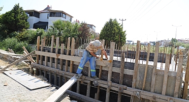Akçay Pina Deresi’ne Yeni Köprü Yapılıyor