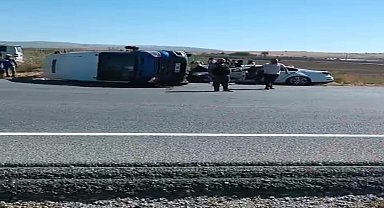 Başkentte trafik kazası: 1 ölü, 10 yaralı