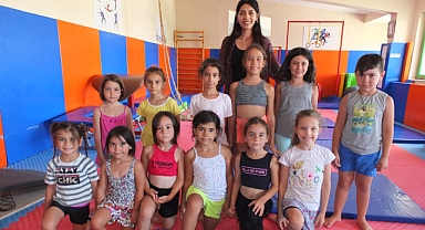 Burhaniye’de Cimnastik Kursu İlgi Gördü   