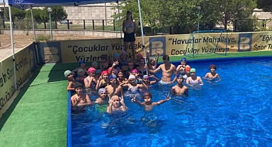 Burhaniye’de Yüzme Bilmeyen Kalmayacak