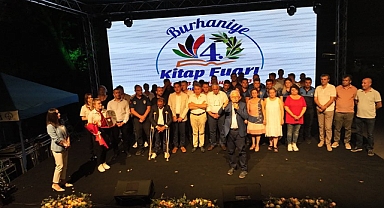Burhaniye Kitap Fuarı Kapanış Töreni İle Sonlandı