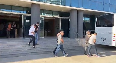 Bursa'da sahte belgeyle engelli raporu çıkaran dolandırıcılar kıskıvrak yakalandı