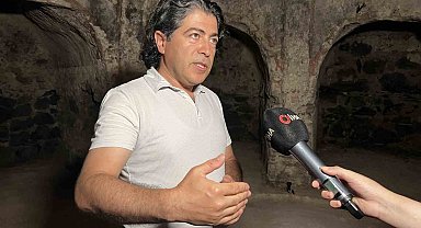 Çatısında amfora, bodrumunda pagan mezarı bulunan Şeyh Süleyman Mescidi dikkat çekiyor