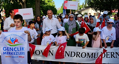 Down Sendromlu Çocuklar Yeteneklerini Gösterdi