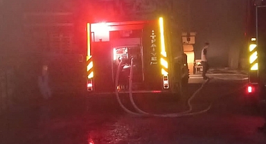 Edremit'te Mobilya İmalathanesinde Yangın 