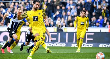 Emre Can, 2026'ya kadar Dortmund'da