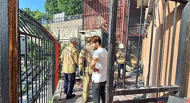 Fatih'te üç farklı noktada yangın çıktı