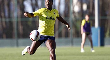 Fenerbahçe, Zimbru maçı hazırlıklarının İstanbul etabını tamamladı