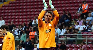 Galatasaray, Zalgiris maçı hazırlıklarını taraftara açık antrenman ile sürdürdü