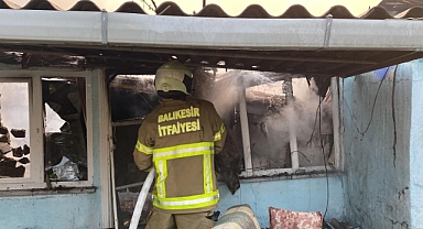 Gönen'de Çıkan Yangında 1 Kişi Yaralandı