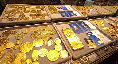 Gram altın rekor seviyede, gümüşe de ilgi artıyor